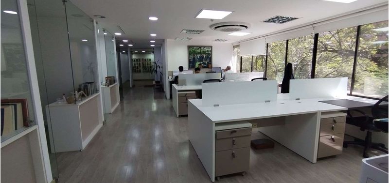Oficina en Venta en Medellín, El Poblado-0