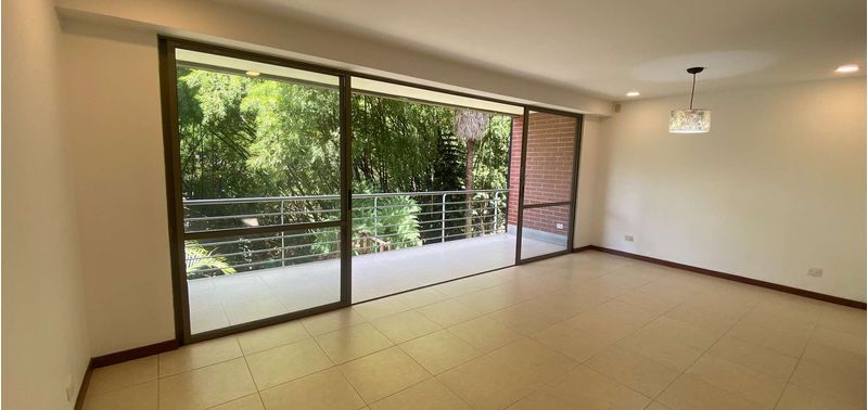 Casa en Venta en Medellín, Altos del Poblado-4