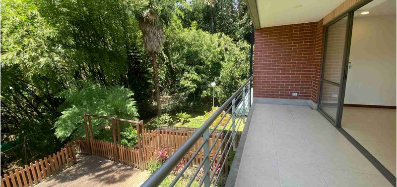 Casa en Venta en Medellín, Altos del Poblado-7