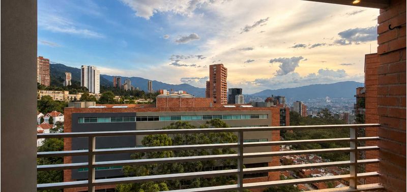 Apartamento en Venta en Medellín, El Poblado-19