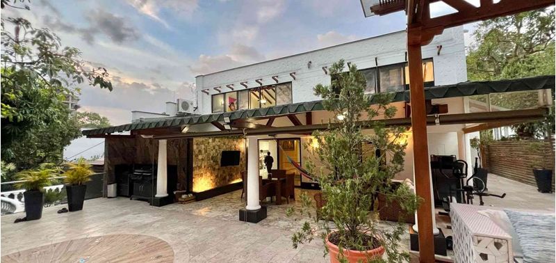 Casa en Venta en Medellín, El Poblado-23