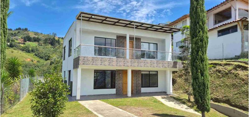 Casa en Venta en Medellín, Belén Altavista-22