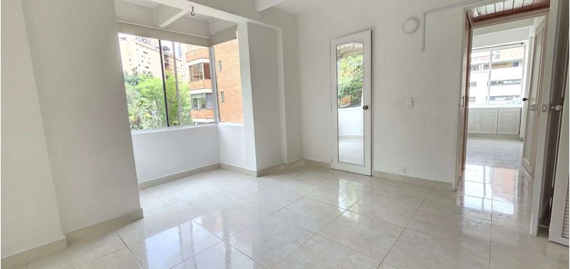 Apartamento en Venta en Medellín, El Poblado-17