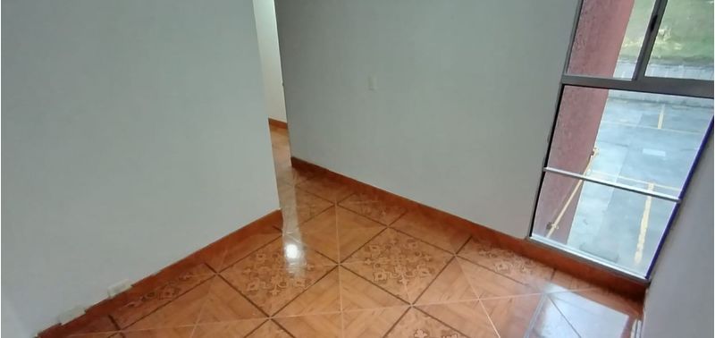 Apartamento en Venta en Medellín, Buenos Aires-0