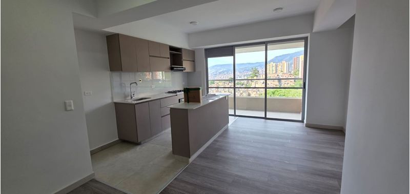 Apartamento en Venta en Sabaneta, Las Lomitas-2