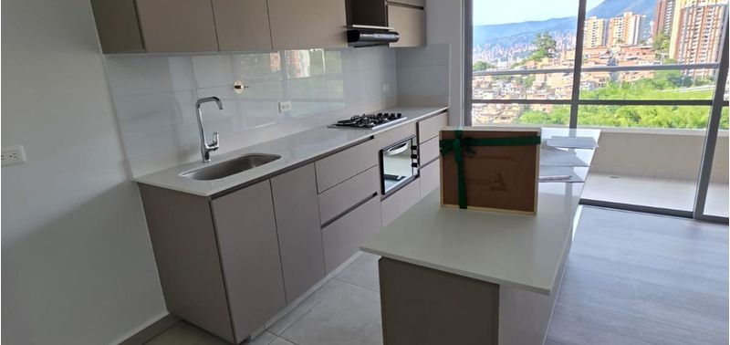 Apartamento en Venta en Sabaneta, Las Lomitas-4