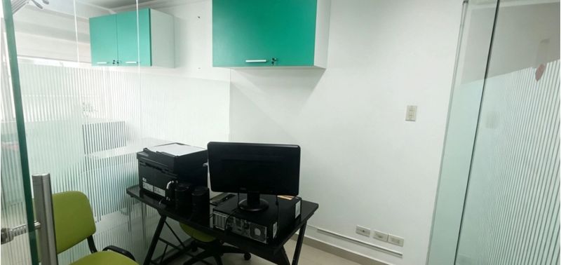 Oficina en Venta en Bogotá, D.C., Candelaria-1