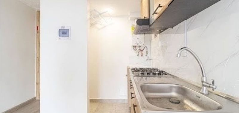 Apartamento en Venta en Bogotá, D.C., Castilla-2