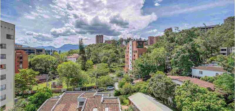 Apartamento en Venta en Medellín, El Poblado-1