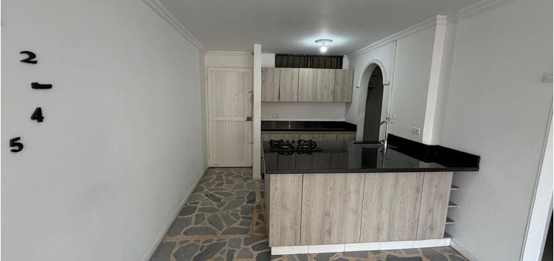 Apartamento en Venta en Medellín, Ferrini-1