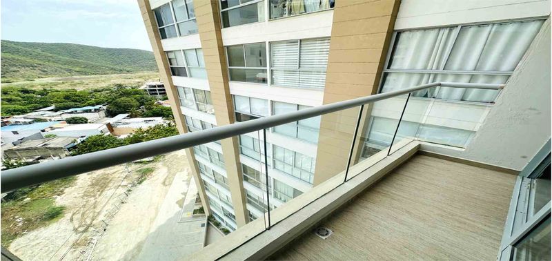 Apartamento en Venta en Santa Marta, playa salguero-0
