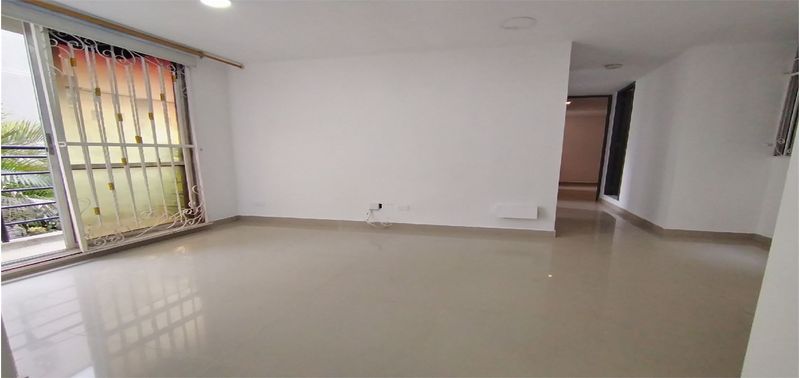 Apartamento en Venta en Santa Marta, Parques de Bolivar la Sierra-0