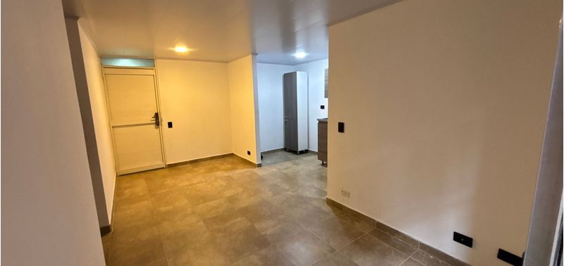 Apartamento en Venta en Envigado, Alto de las flores-0