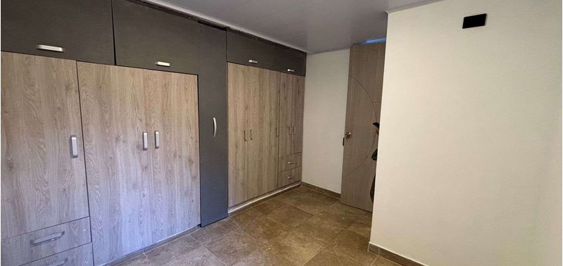 Apartamento en Venta en Envigado, Alto de las flores-1