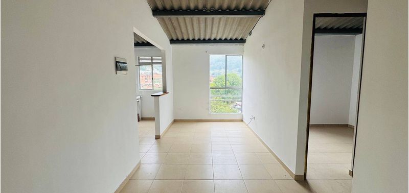 Apartamento en Venta en Medellín, San Antonio de Prado-2