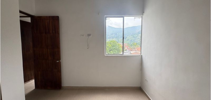 Apartamento en Venta en Medellín, San Antonio de Prado-7