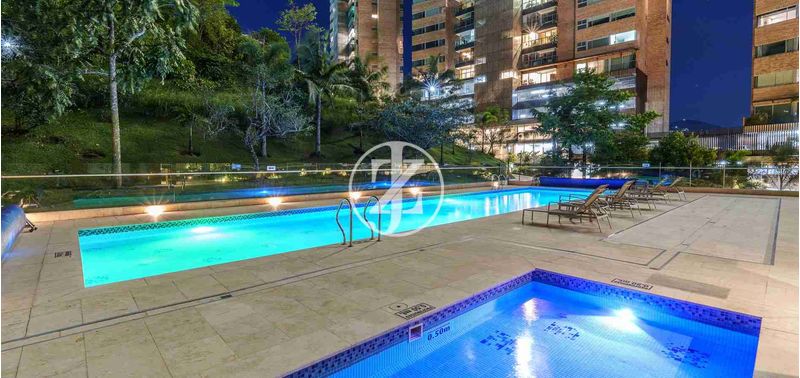 Apartamento en Venta en Medellín, El Poblado-32