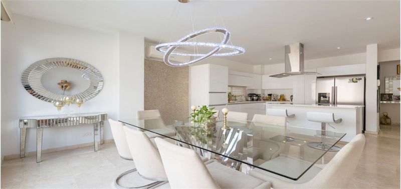 Casa en Venta en Santa Marta, Rodadero Sur-0