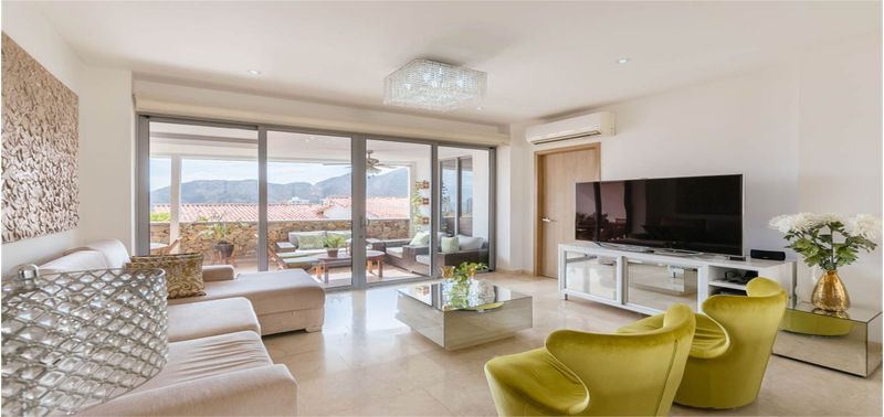 Casa en Venta en Santa Marta, Rodadero Sur-5