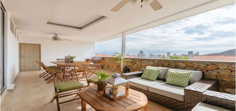 Casa en Venta en Santa Marta, Rodadero Sur-9