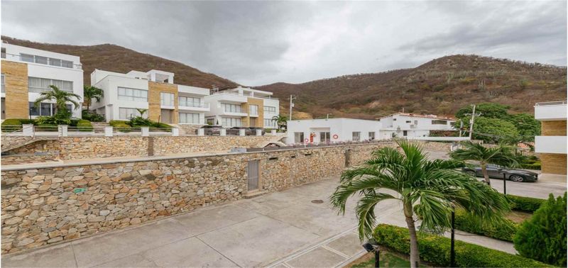 Casa en Venta en Santa Marta, Rodadero Sur-18