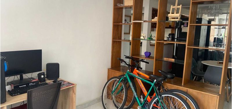 Apartamento en Venta en Medellín, Boston-2