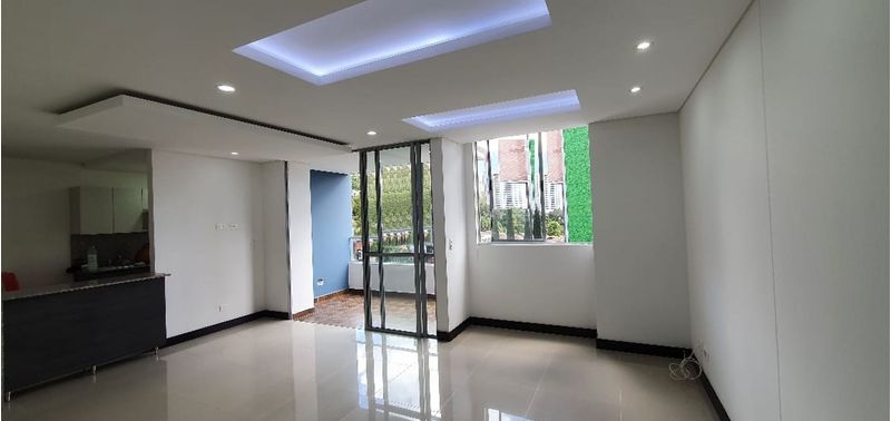 Apartamento en Venta en Envigado, El Esmeraldal-0