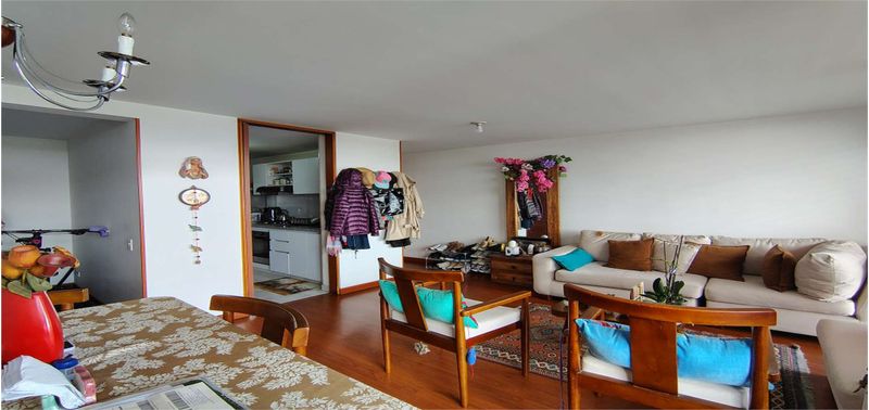 Apartamento en Venta en Bogotá, D.C., PONTEVEDRA 2-1