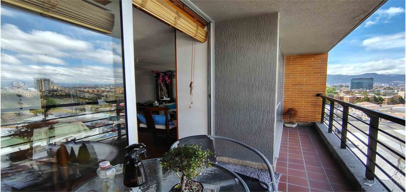 Apartamento en Venta en Bogotá, D.C., PONTEVEDRA 2-7