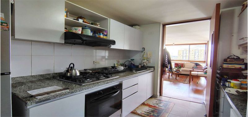 Apartamento en Venta en Bogotá, D.C., PONTEVEDRA 2-11