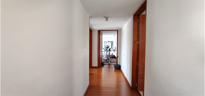Apartamento en Venta en Bogotá, D.C., PONTEVEDRA 2-12