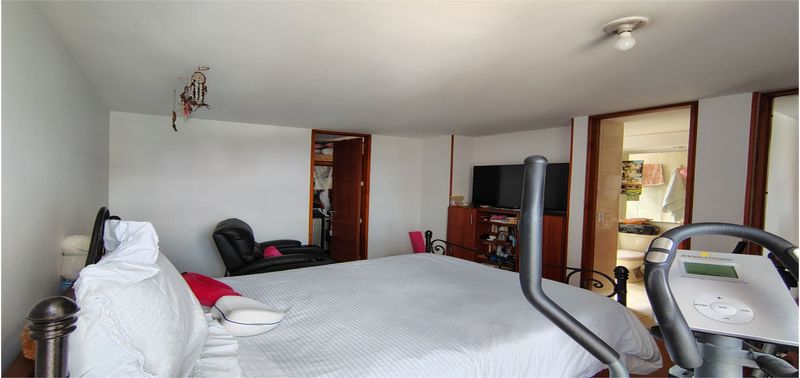 Apartamento en Venta en Bogotá, D.C., PONTEVEDRA 2-20