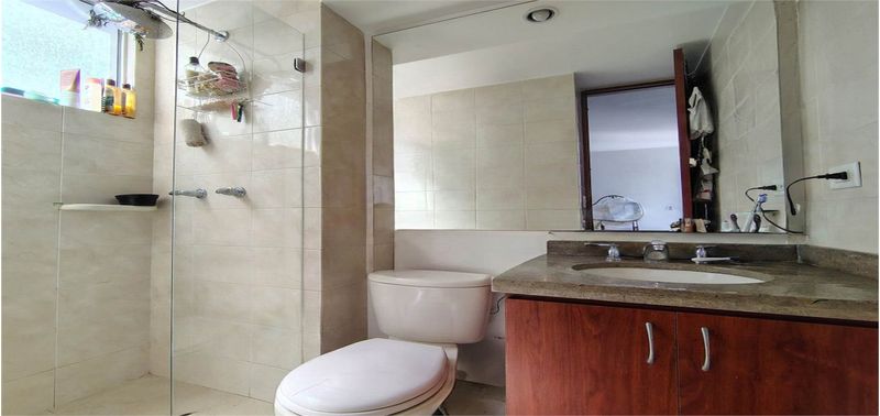 Apartamento en Venta en Bogotá, D.C., PONTEVEDRA 2-21