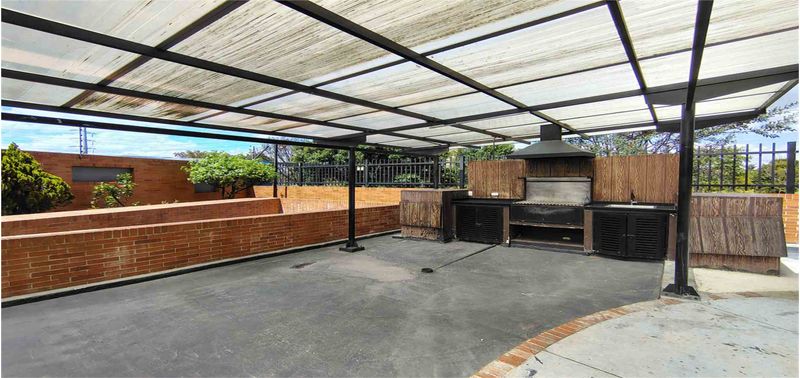 Apartamento en Venta en Bogotá, D.C., PONTEVEDRA 2-26