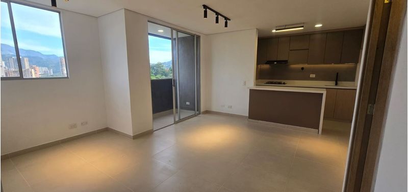 Apartamento en Venta en Itagüí, Itaguí-1