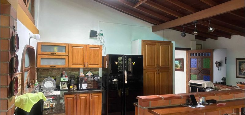 Casa en Venta en Medellín, Laureles-10