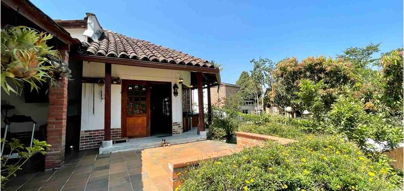 Casa en Venta en Envigado, Loma del Chocho-0