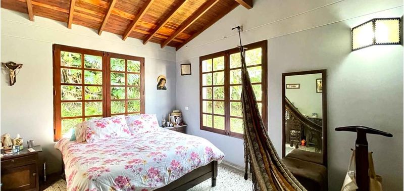 Casa en Venta en Envigado, Loma del Chocho-12
