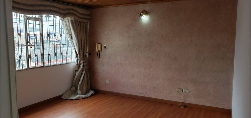 Apartamento en Venta en Bogotá, D.C., Normandía Occidental-1