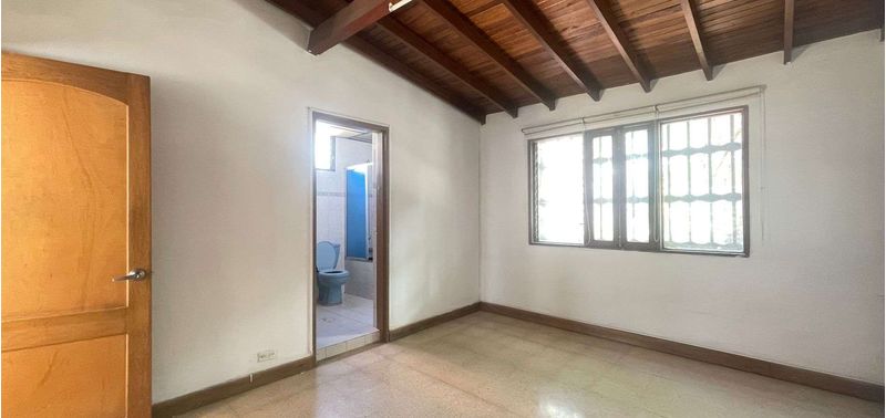 Casa en Venta en Medellín, Los Colores-7
