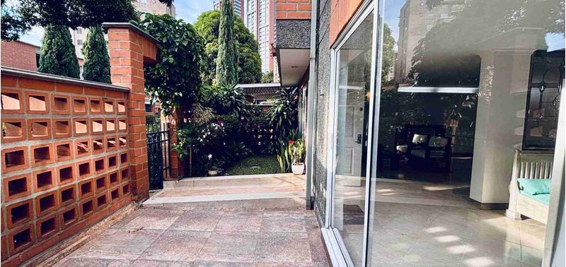 Casa en Venta en Medellín, El Poblado-0