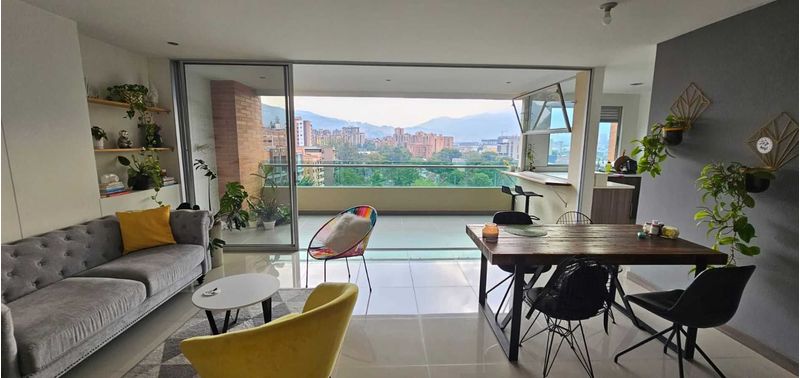 Apartamento en Venta en Envigado, Zuñiga-0
