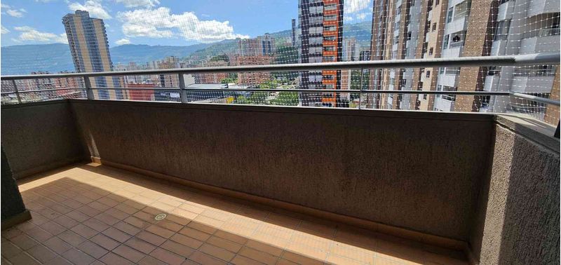 Apartamento en Venta en Sabaneta, Calle Larga-1