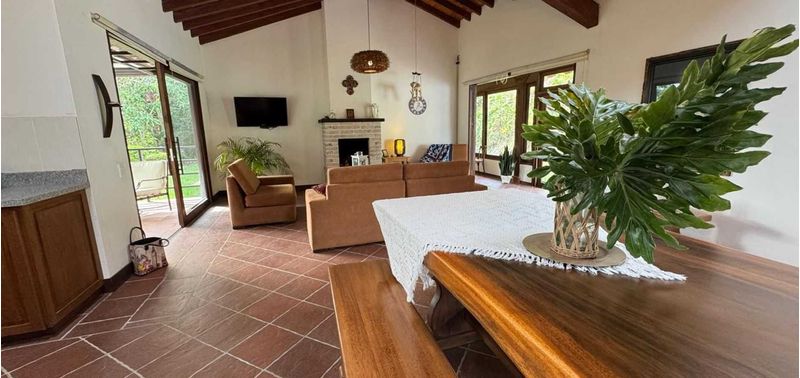 Casa en Venta en El Carmen De Viboral, El Carmen de Viboral-2