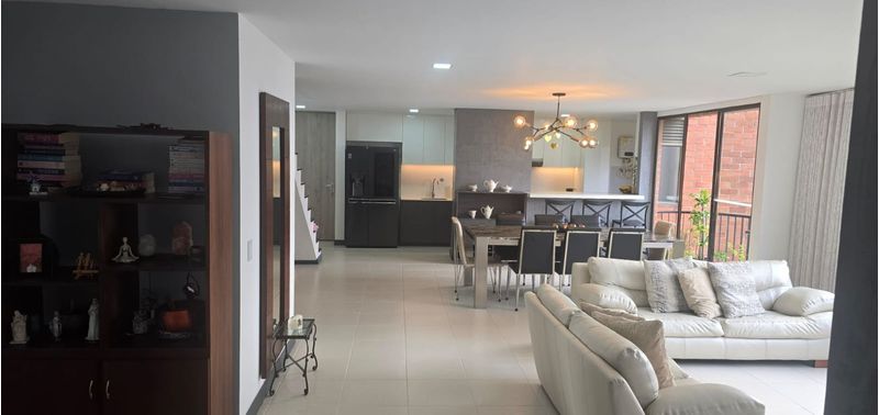 Apartamento en Venta en Itagüí, Itaguí-1