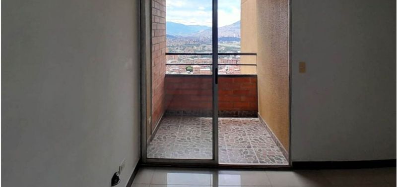 Apartamento en Venta en Medellín, El Rodeo-0