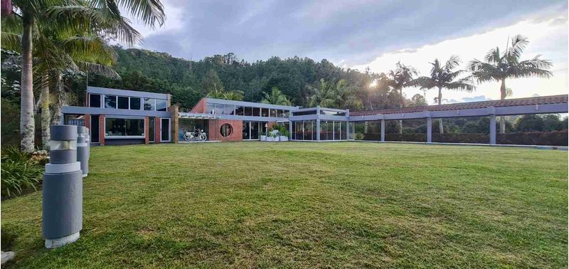 Casa en Venta en Envigado, Alto De Palmas
