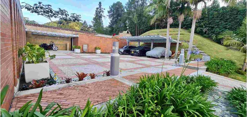 Casa en Venta en Envigado, Alto De Palmas-13