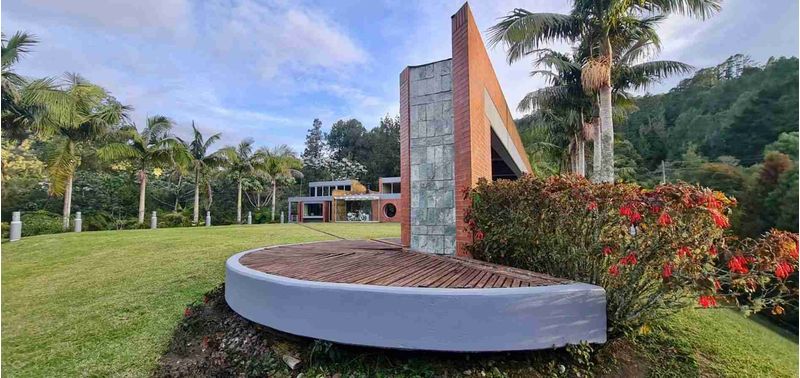 Casa en Venta en Envigado, Alto De Palmas-17