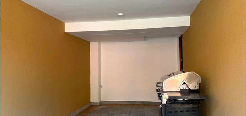 Casa en Venta en Envigado, Las Antillas-0